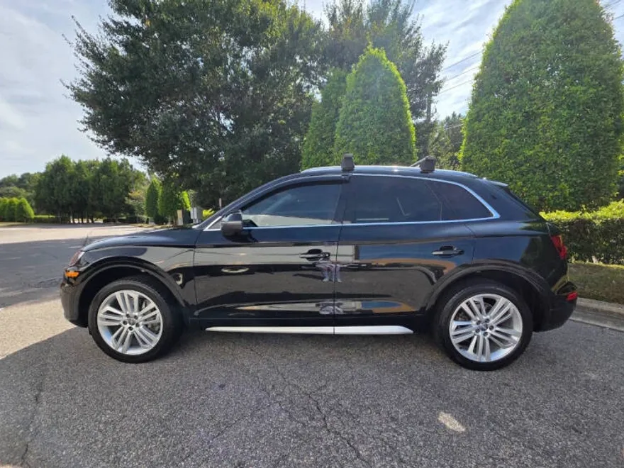 2019 Audi Q5 Premium Plus 45 TFSI photo 1