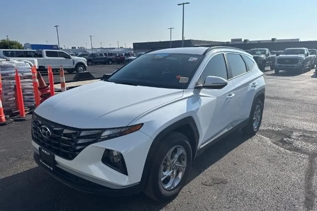2022 Hyundai Tucson SEL photo 1