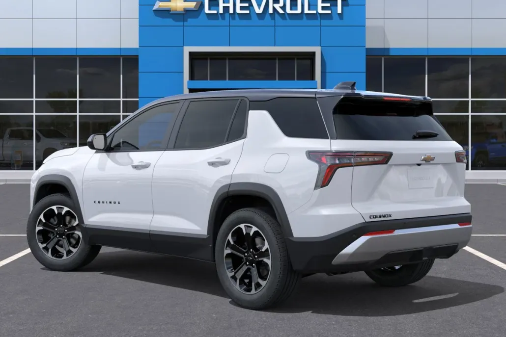 2026 Chevrolet Equinox LT photo 1