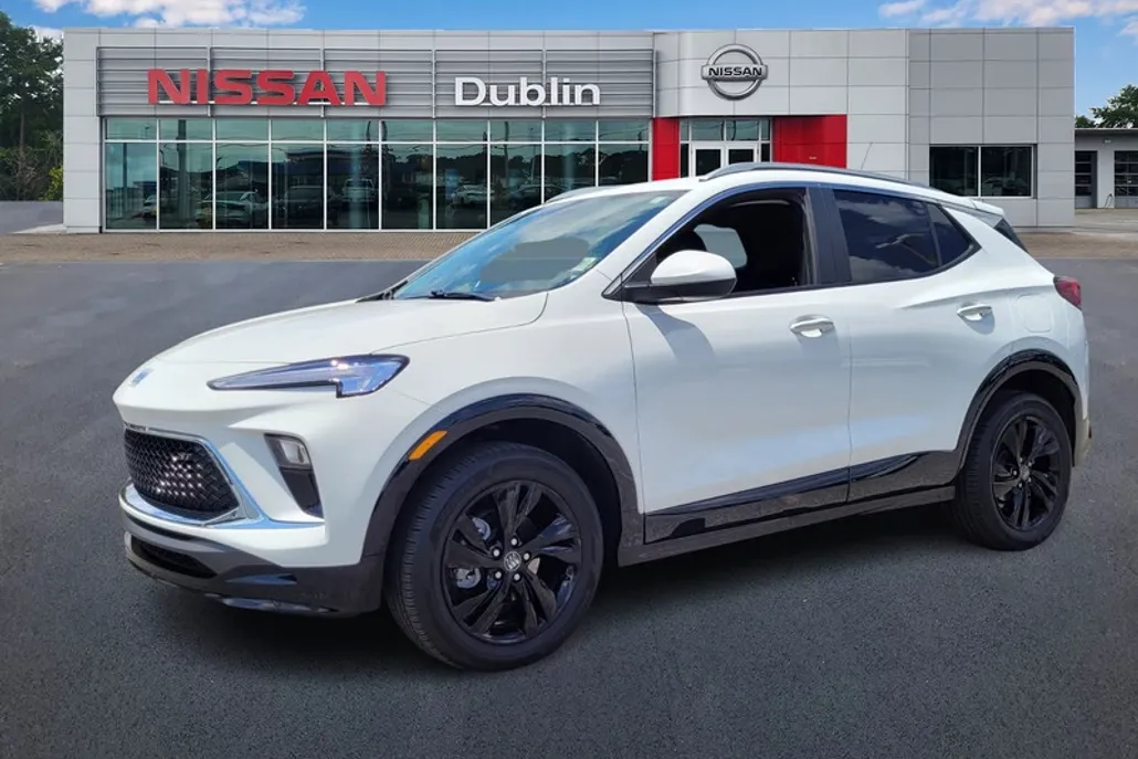 2024 Buick Encore GX Sport Touring photo 1