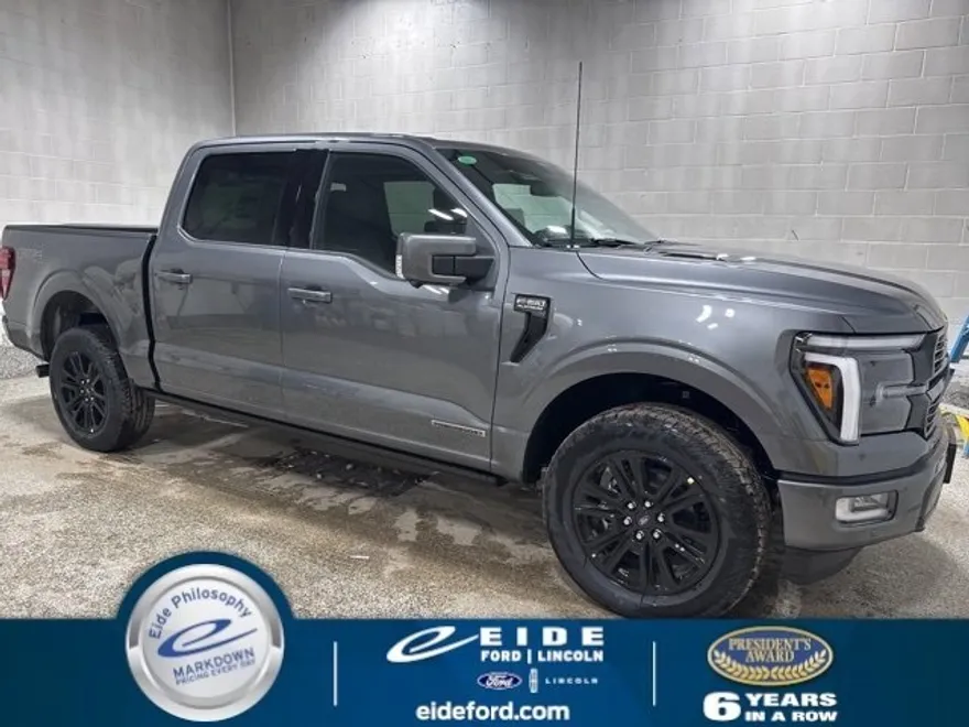 2025 Ford F-150 Platinum photo 1