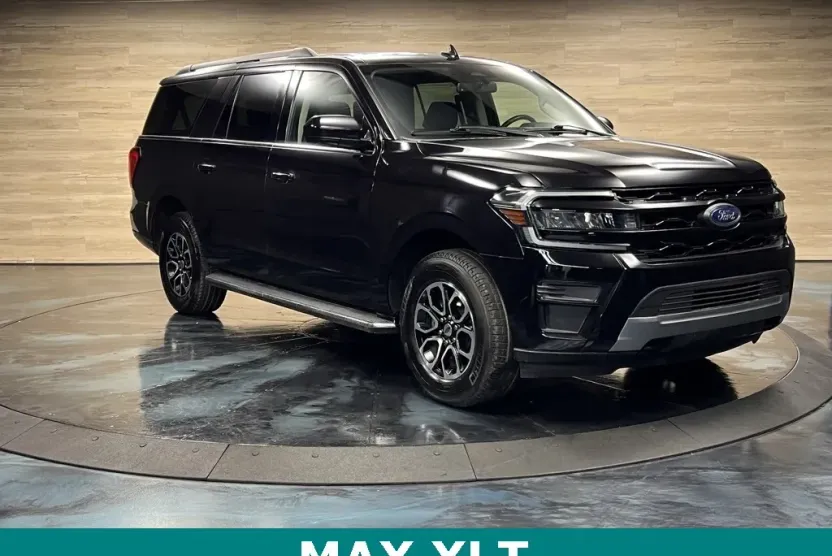 2023 Ford Expedition MAX XLT photo 1