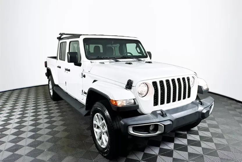 2023 Jeep Gladiator Sport S photo 1