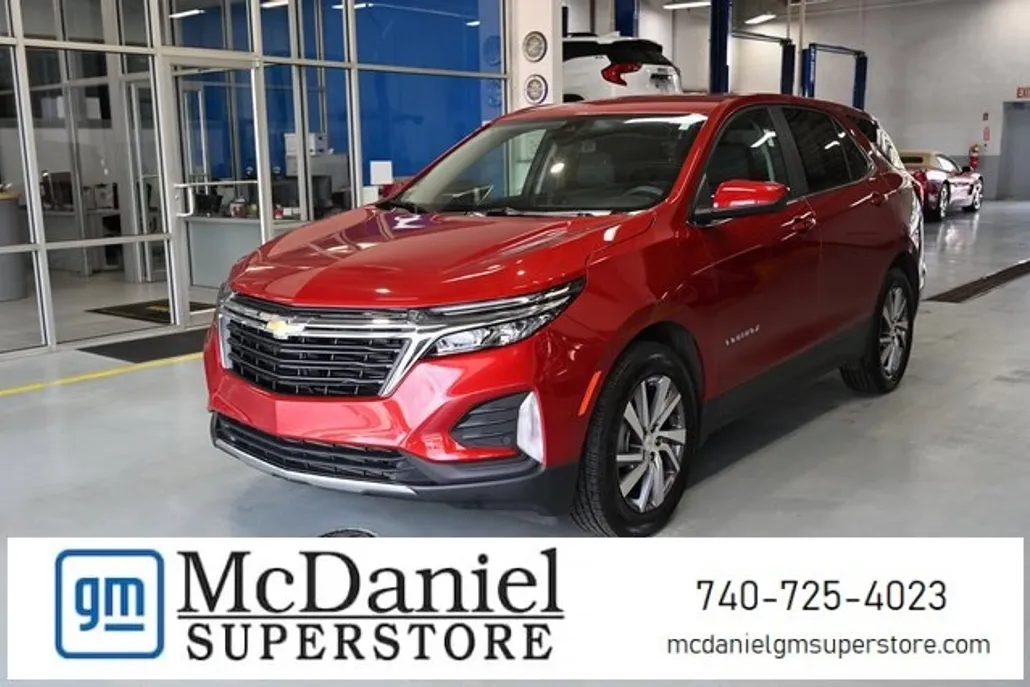 2024 Chevrolet Equinox LT photo 1