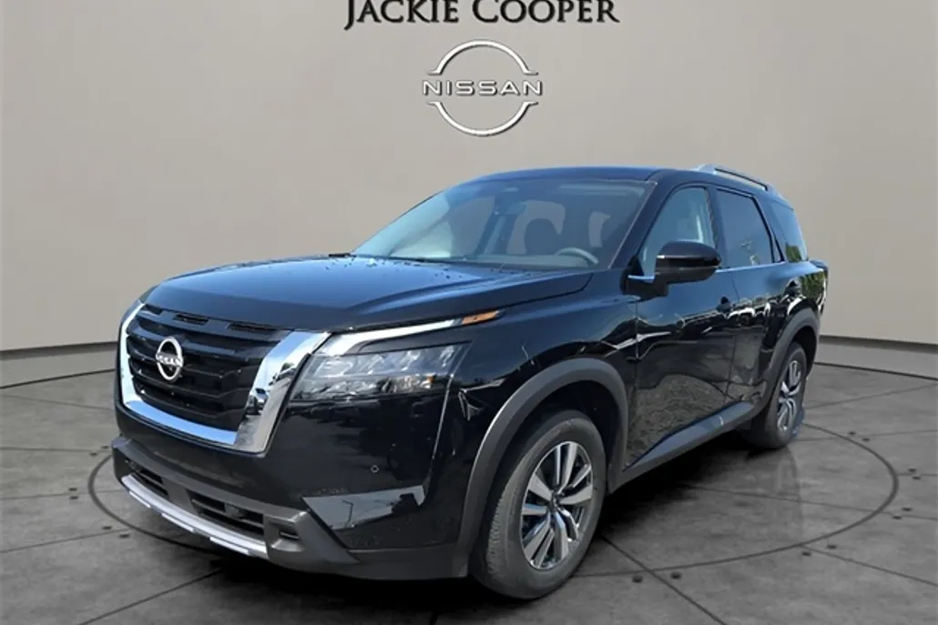 2025 Nissan Pathfinder SL photo 1