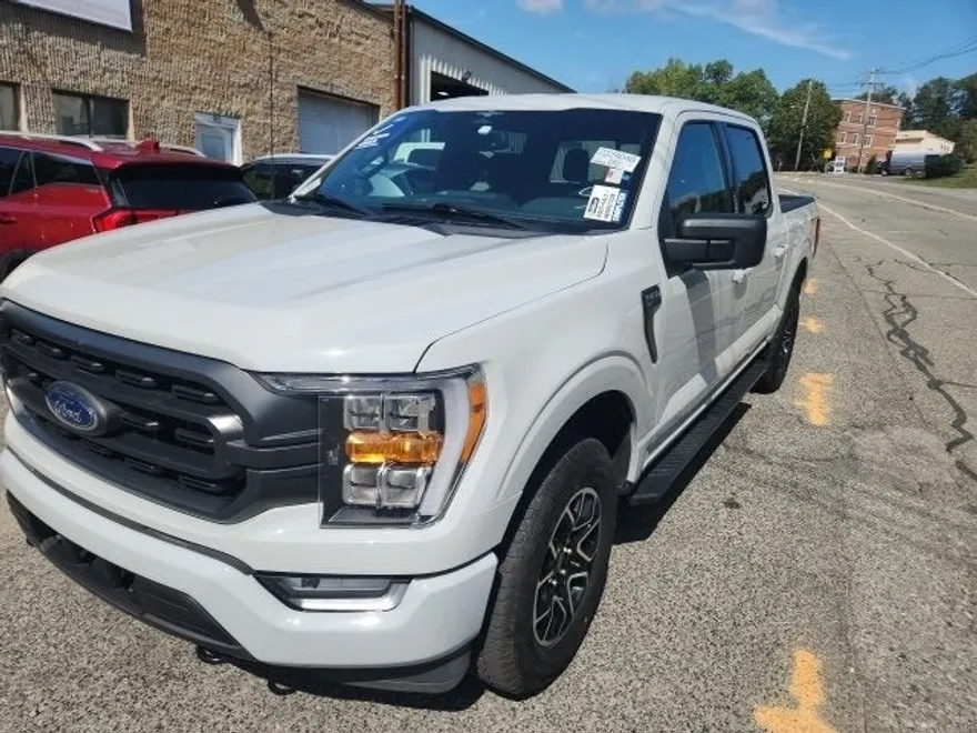 2023 Ford F-150 XLT photo 1