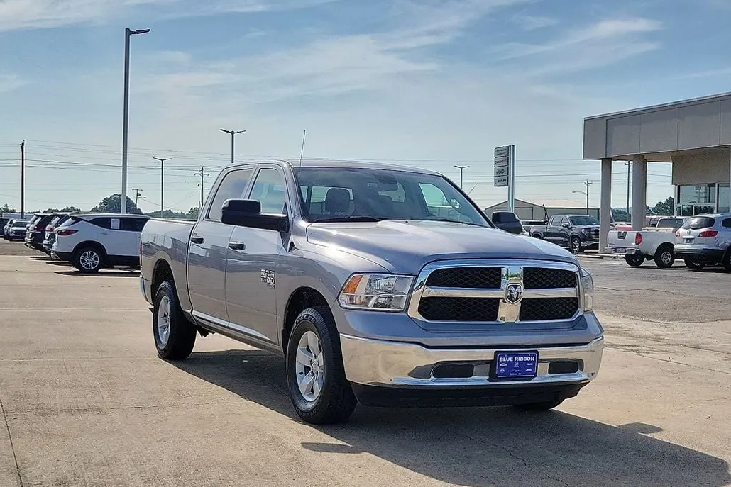 2023 Ram 1500 Classic SLT photo 1