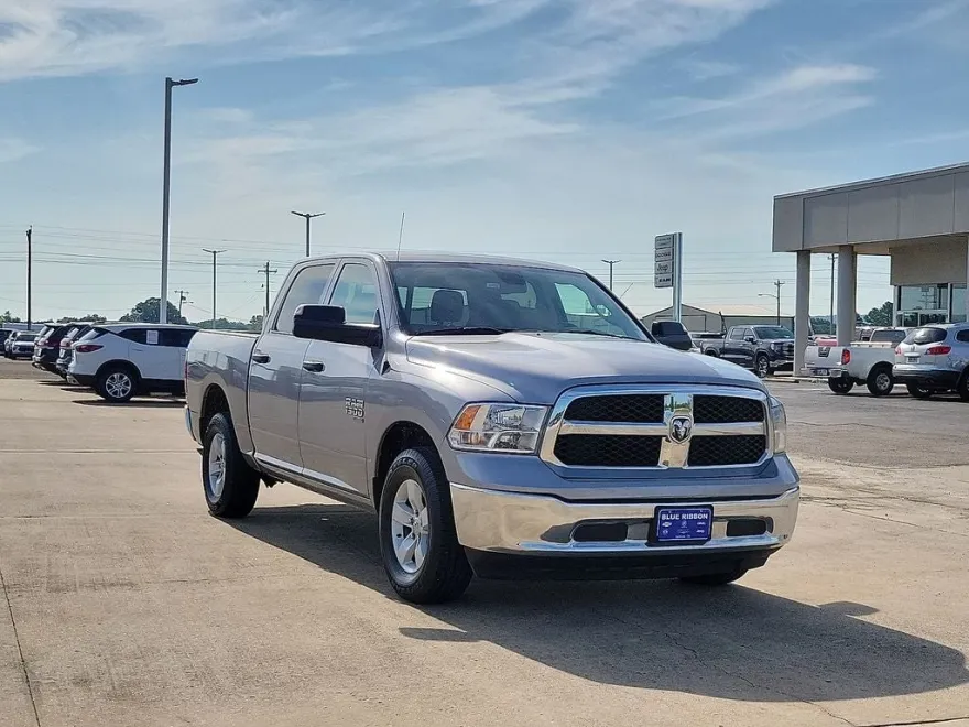 2023 Ram 1500 Classic SLT photo 1