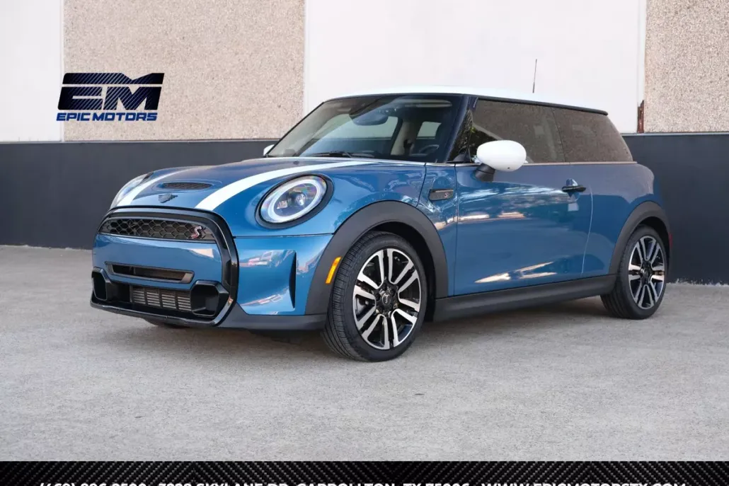 2022 Mini Cooper 2 Door Hardtop S photo 1