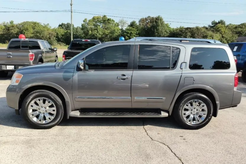 2015 Nissan Armada Platinum photo 1