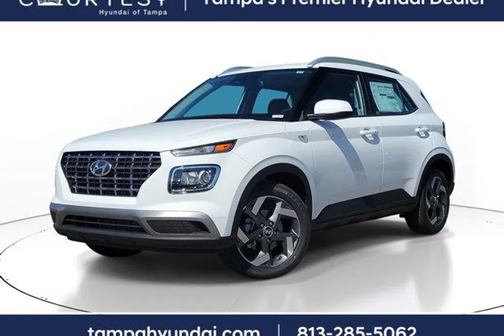 2025 Hyundai Venue SEL photo 1