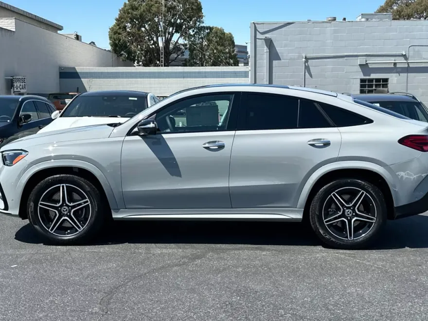2026 Mercedes Benz GLE 450 4MATIC photo 1