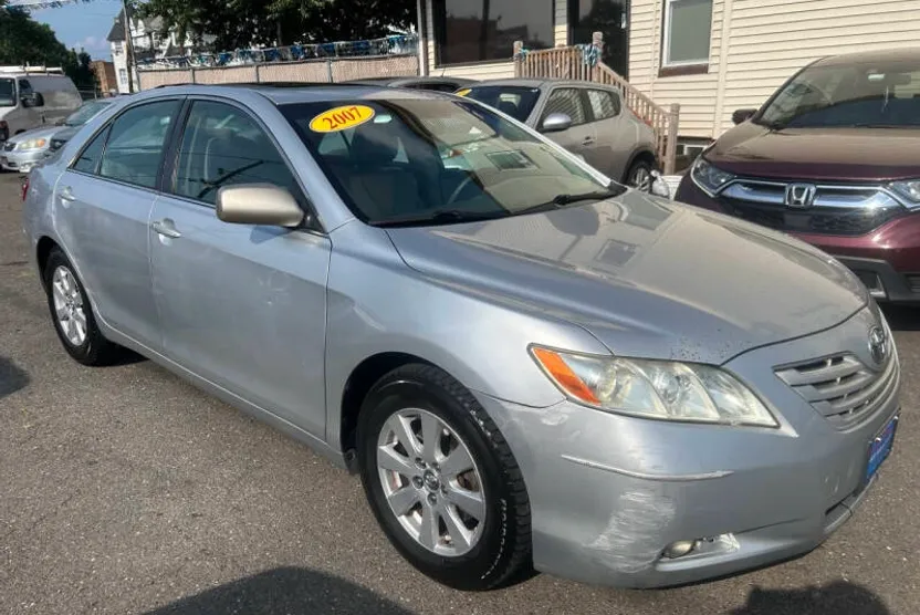 2007 Toyota Camry XLE photo 1