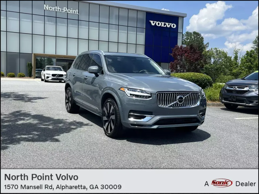 2023 Volvo XC90 Recharge T8 Plus photo 1