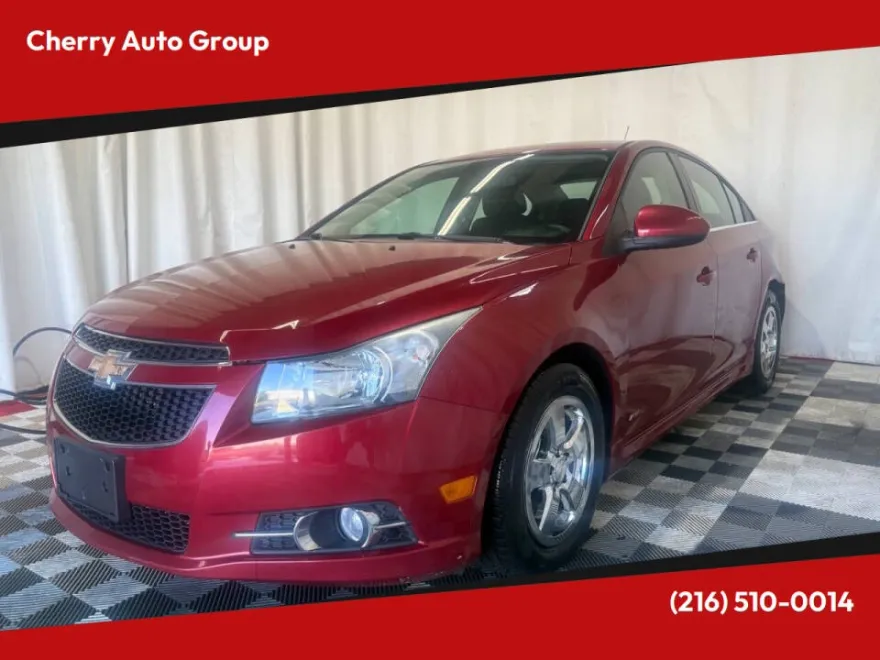 2013 Chevrolet Cruze photo 1