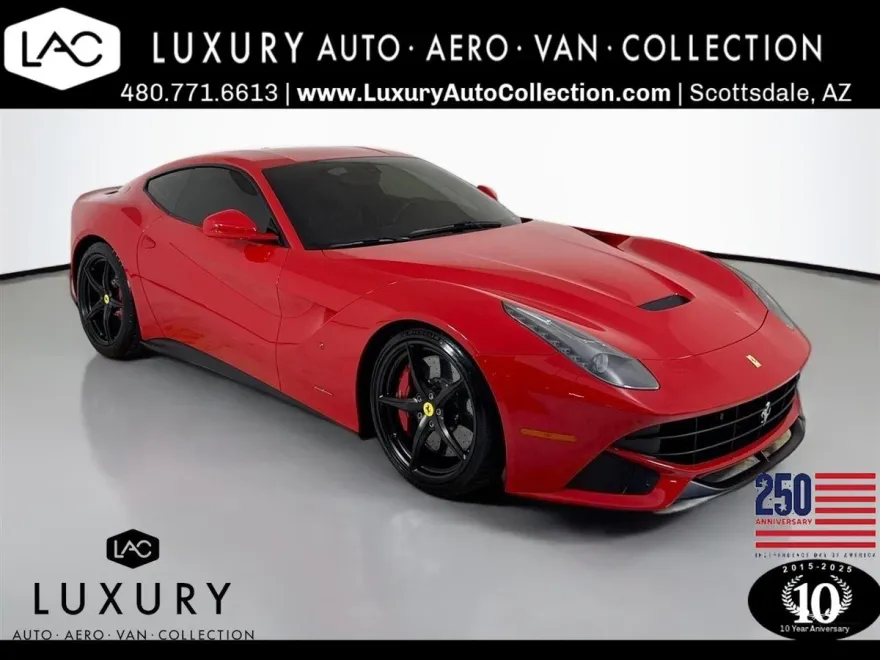 2014 Ferrari F12 Berlinetta Berlinetta photo 1
