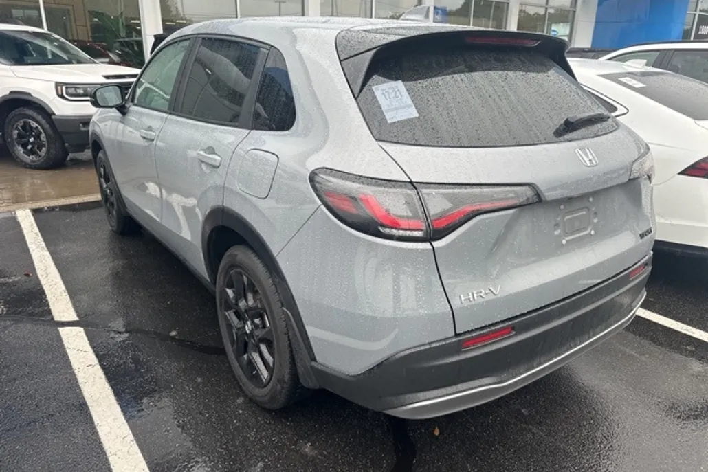 2024 Honda HR-V Sport photo 1