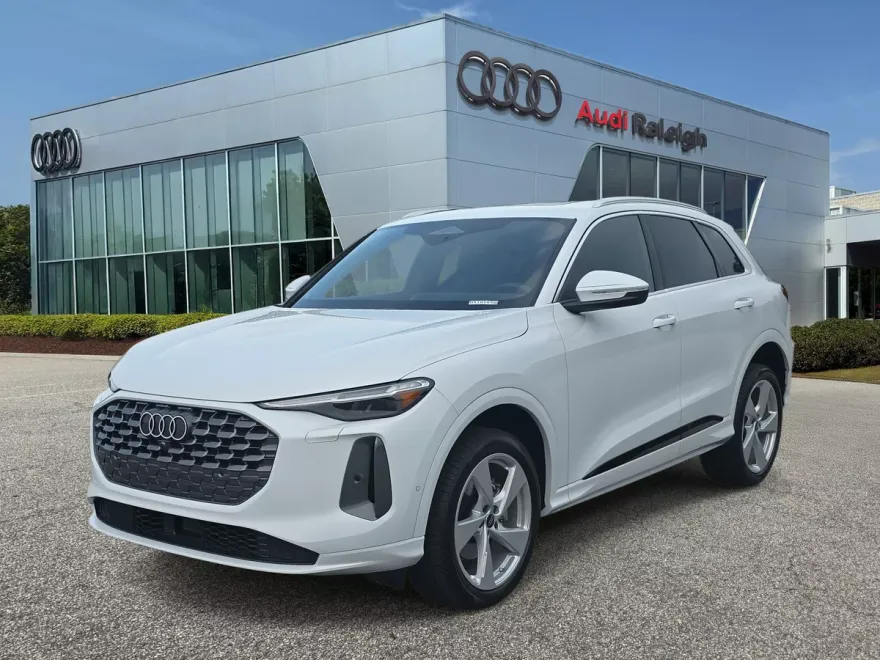 2025 Audi Q5 2.0T Premium Plus photo 1