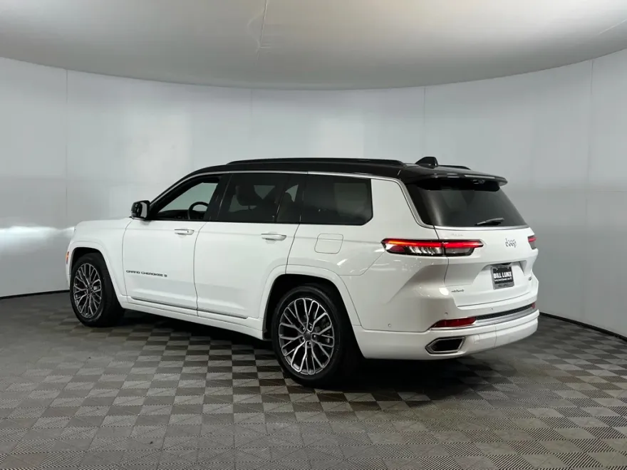 2024 Jeep Grand Cherokee L Summit Reserve photo 1
