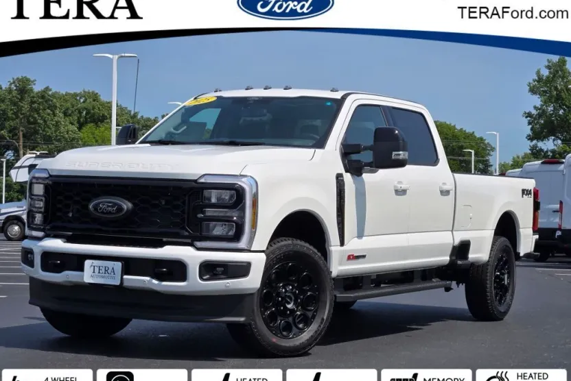 2025 Ford F-350 Lariat photo 1