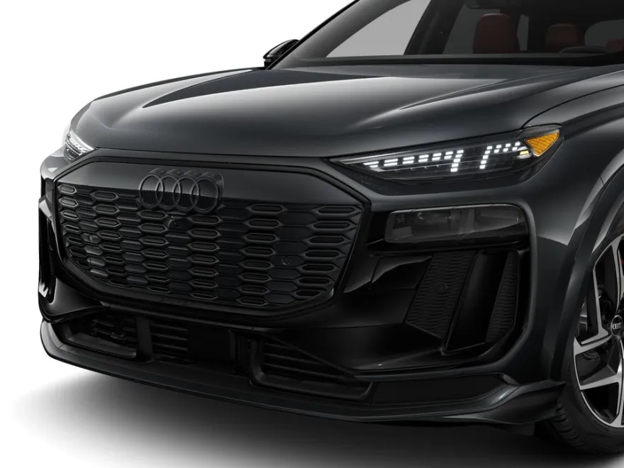 2025 Audi SQ6 photo 2