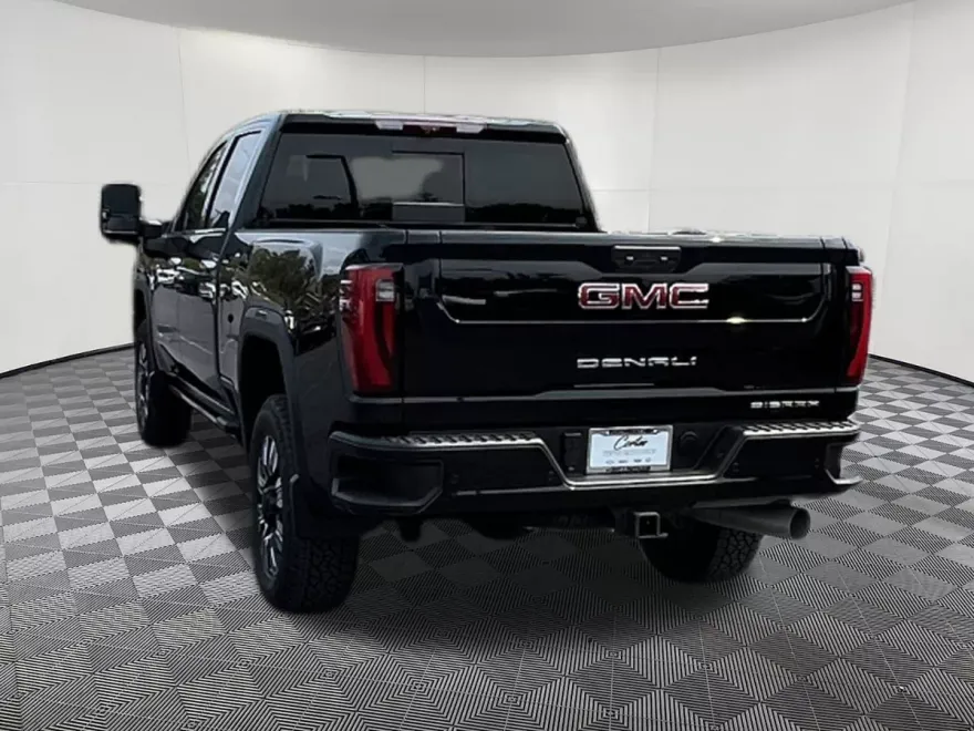 2024 Gmc Sierra 3500 HD Denali photo 1