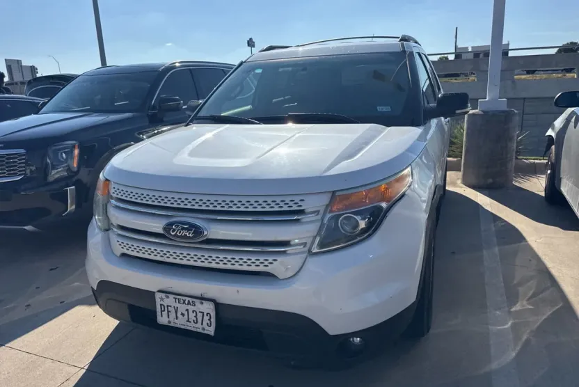 2013 Ford Explorer Limited photo 1