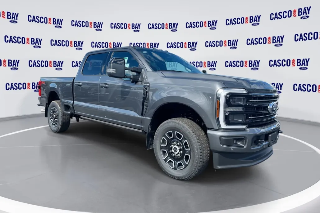 2026 Ford F-250 Platinum photo 1