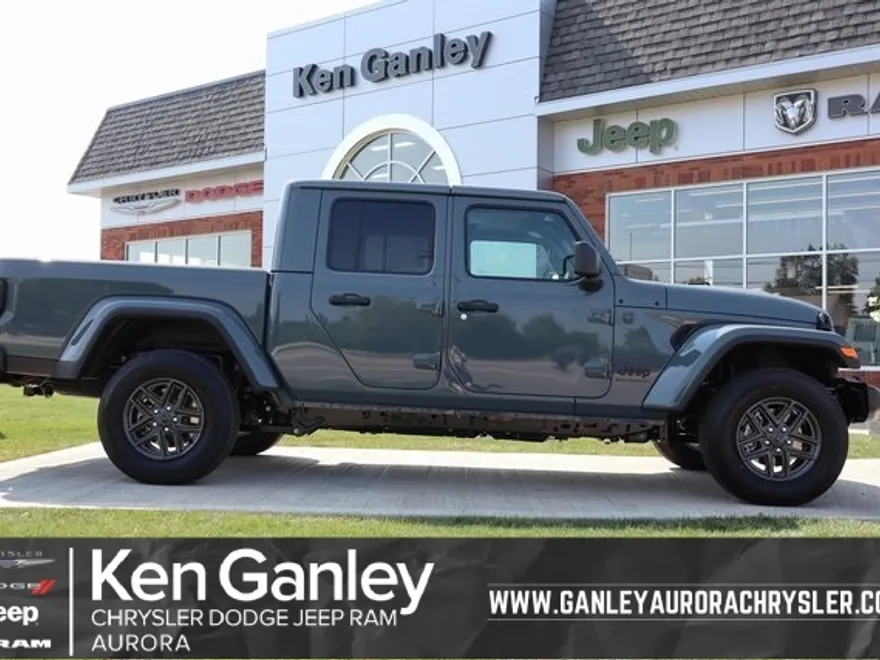 2025 Jeep Gladiator Sport S photo 1