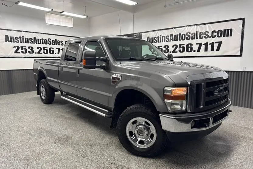 2009 Ford F-350 XLT photo 1