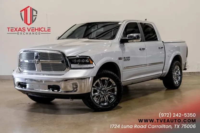 2014 Ram 1500 Laramie photo 1