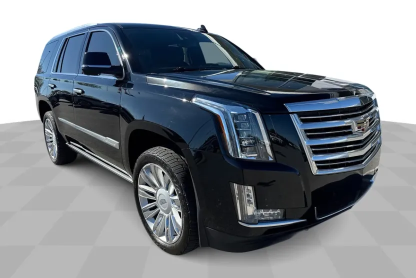 2018 Cadillac Escalade Platinum photo 1