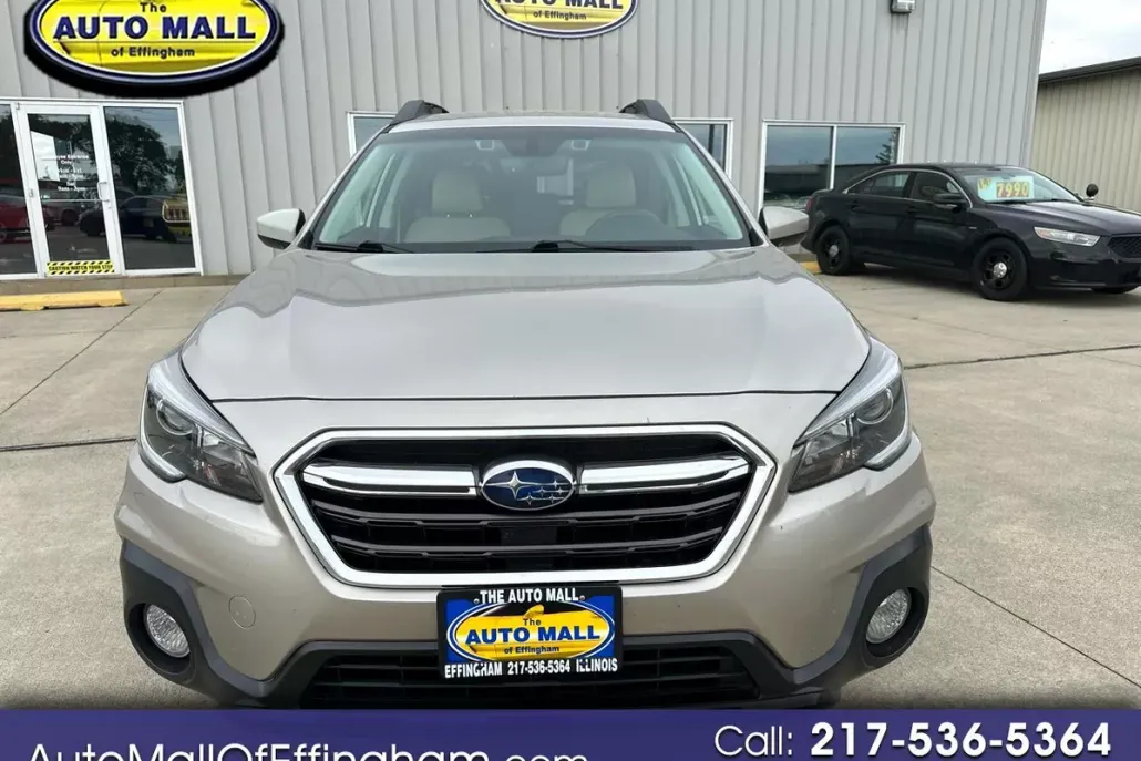 2019 Subaru Outback 2.5i Premium photo 1