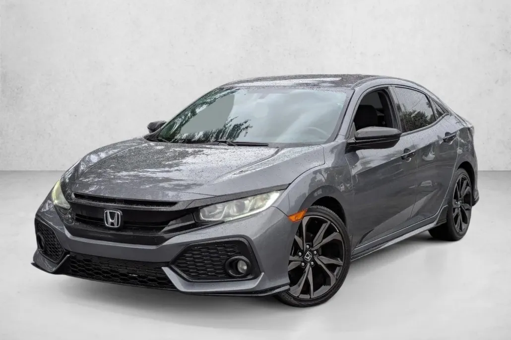 2018 Honda Civic Sport Hatchback photo 1