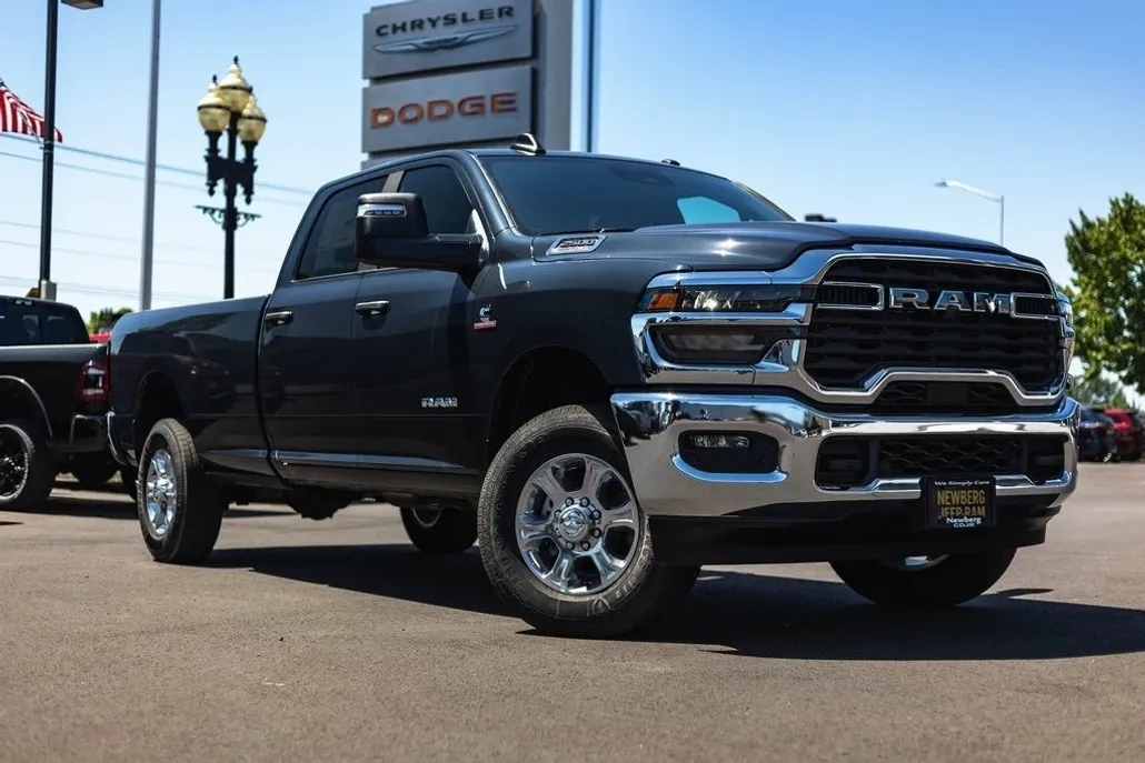 2025 Ram 2500 Big Horn photo 1