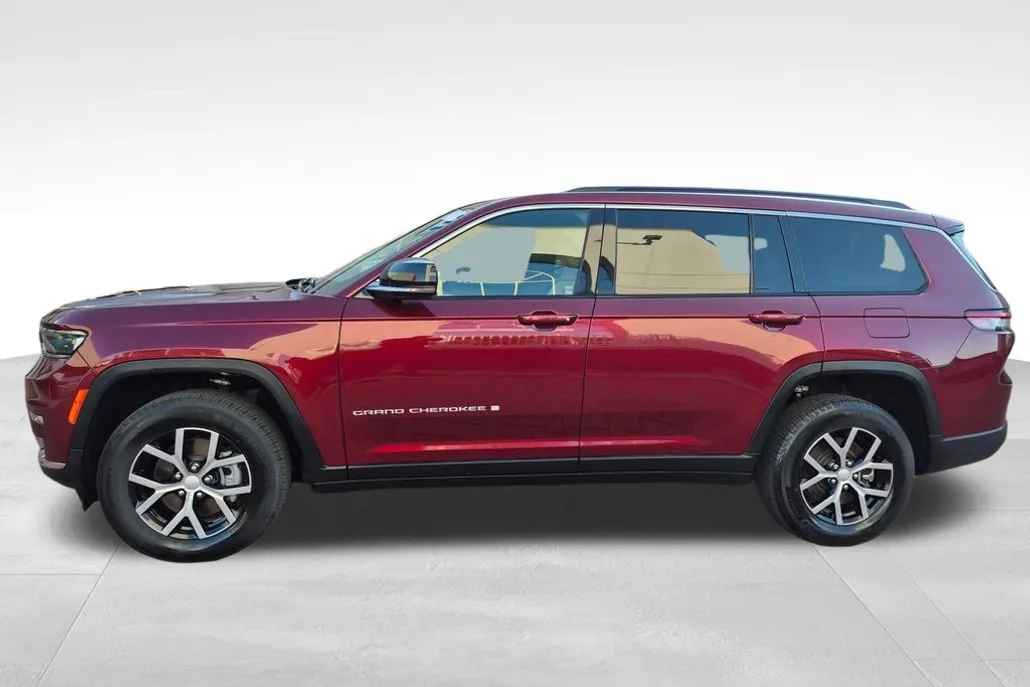 2024 Jeep Grand Cherokee Limited photo 1