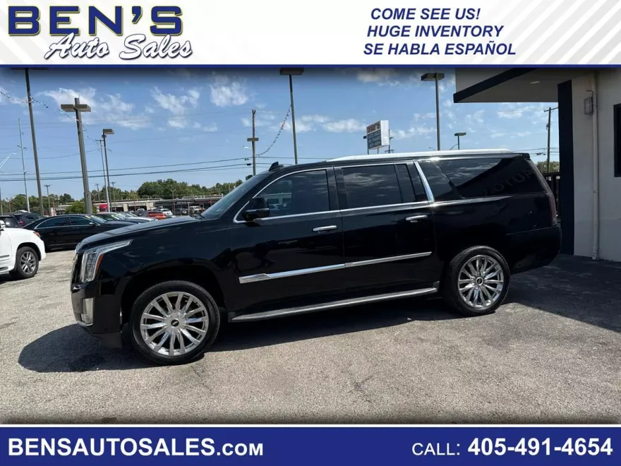 2016 Cadillac Escalade ESV Luxury photo 1