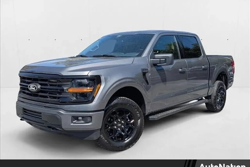 2025 Ford F-150 XLT photo 1