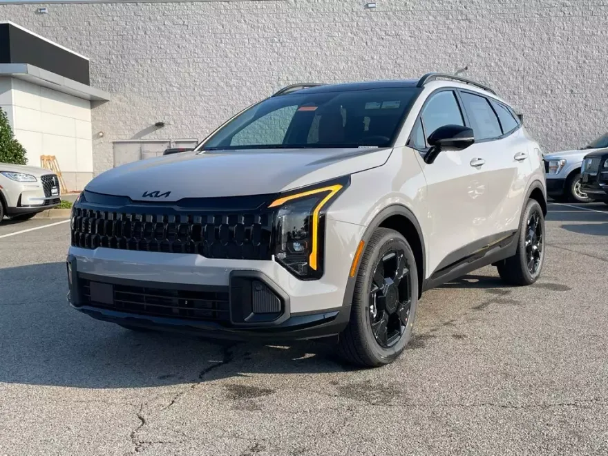 2026 Kia Sportage Hybrid Base photo 1