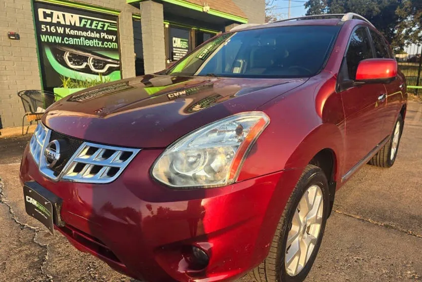 2013 Nissan Rogue S photo 1
