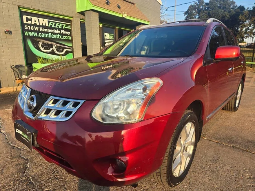 2013 Nissan Rogue S photo 1