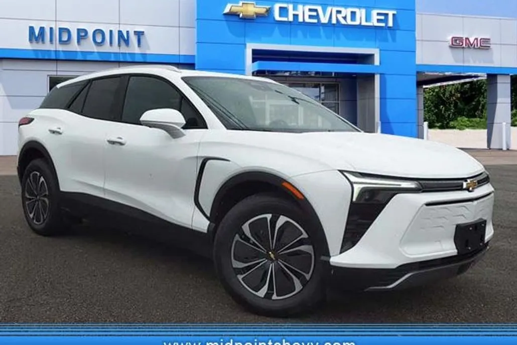 2024 Chevrolet Blazer EV photo 1