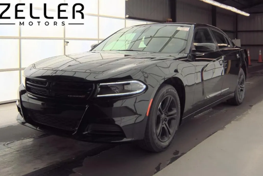 2022 Dodge Charger SXT photo 1