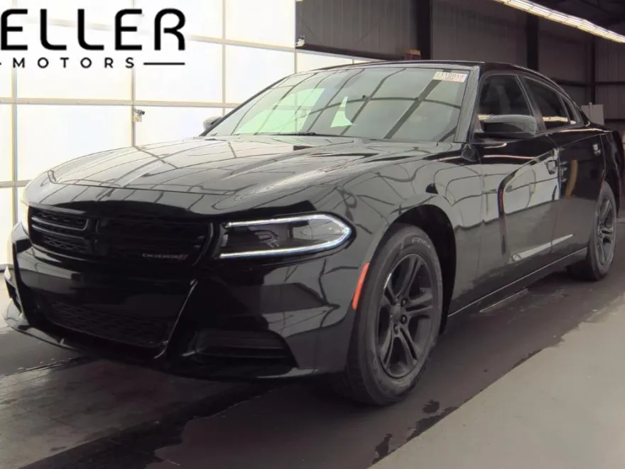 2022 Dodge Charger SXT photo 1