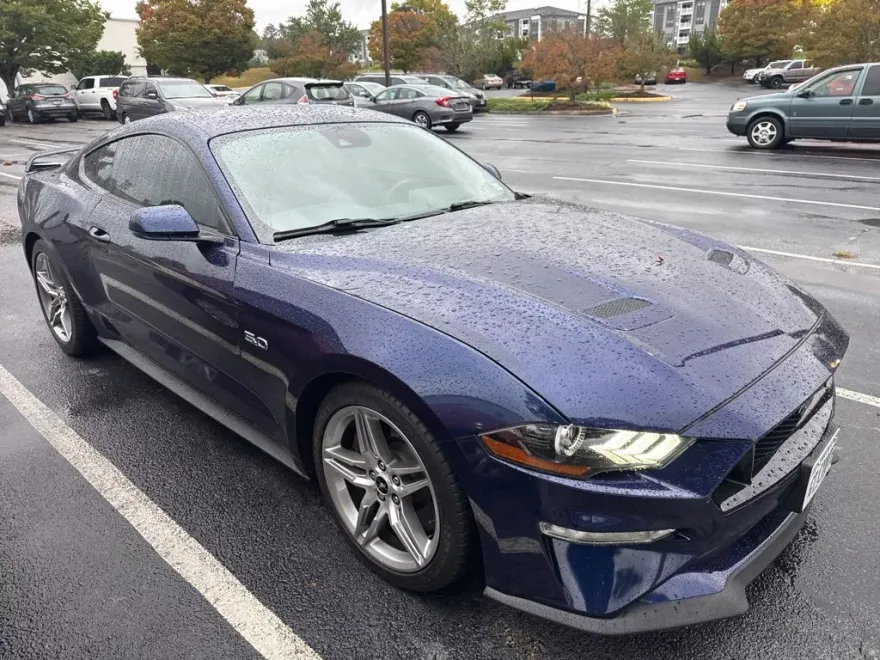 2020 Ford Mustang GT Premium photo 1