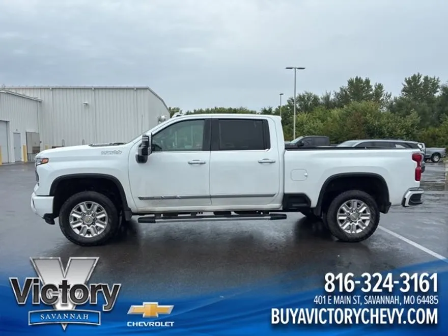 2024 Chevrolet Silverado 2500HD High Country photo 1