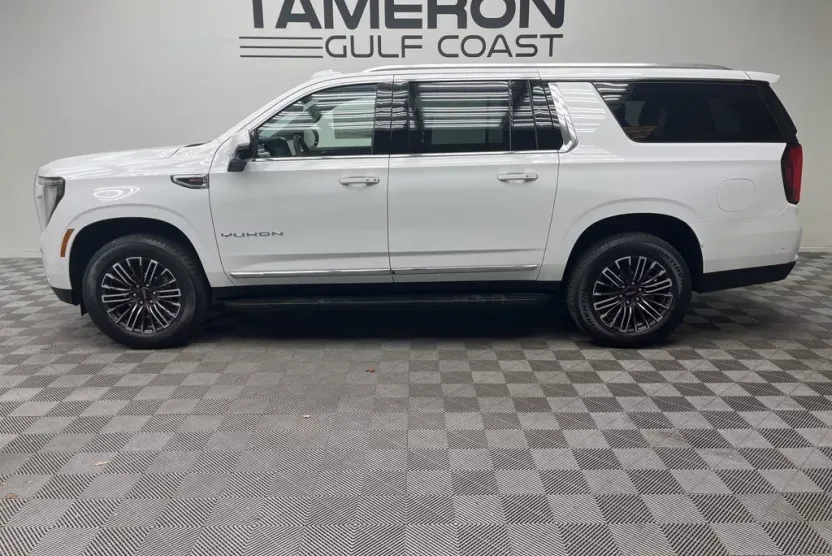 2026 Gmc Yukon XL photo 1