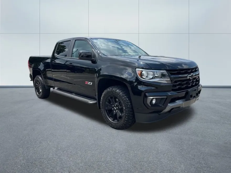 2022 Chevrolet Colorado Z71 photo 1