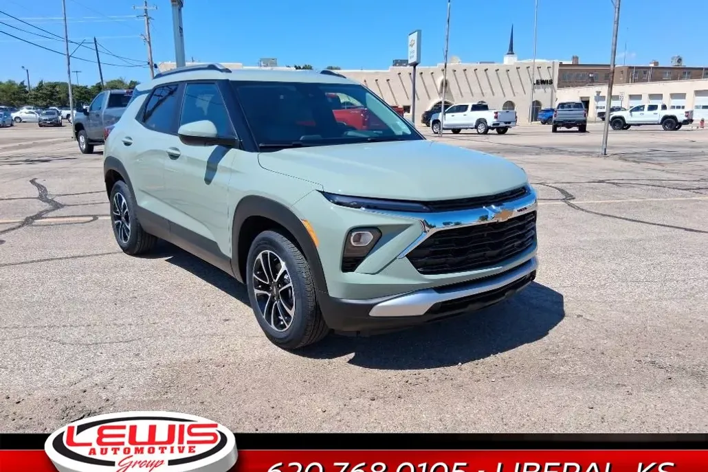 2026 Chevrolet Trailblazer LT photo 1
