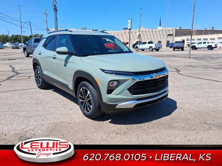 2026 Chevrolet Trailblazer LT photo 1